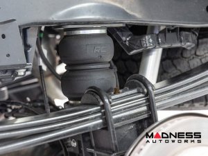 Ford Super Duty Air Spring Kit - With Onboard Compressor - 4WD (2023+)